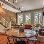 Kentucky Bourbon Loft About Downtown Louisville
