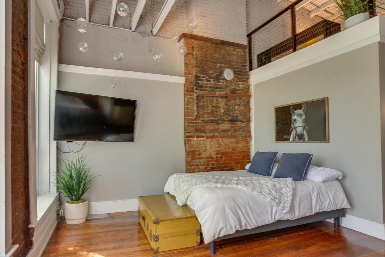 Kentucky Bourbon Loft About Downtown Louisville