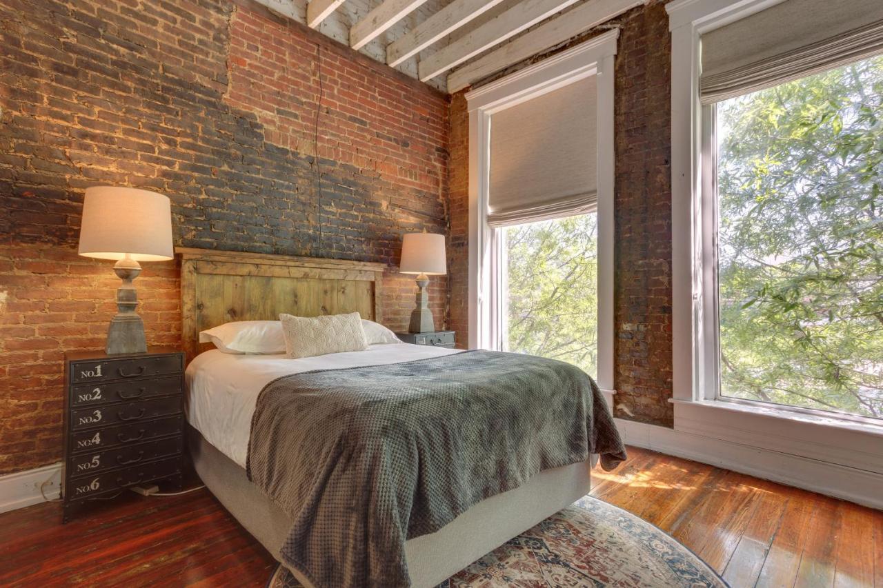 Kentucky Bourbon Loft About Downtown Louisville